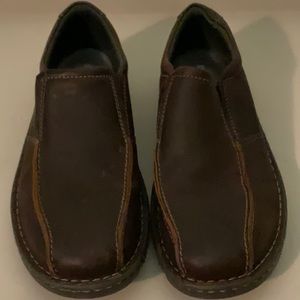 Clarks Collection Soft Cushion Tan Slip On Shoes Size 10.5